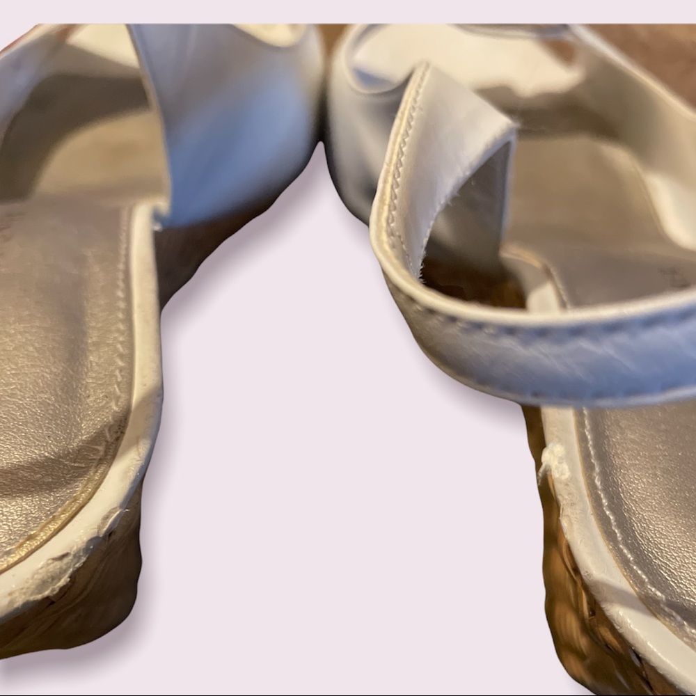 Etienne Aigner leather wedges - Picture 6 of 8